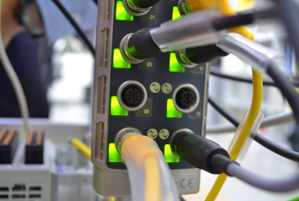 Wht Is Io Link Three Things to Know About IO-Link | Machine Geeks
